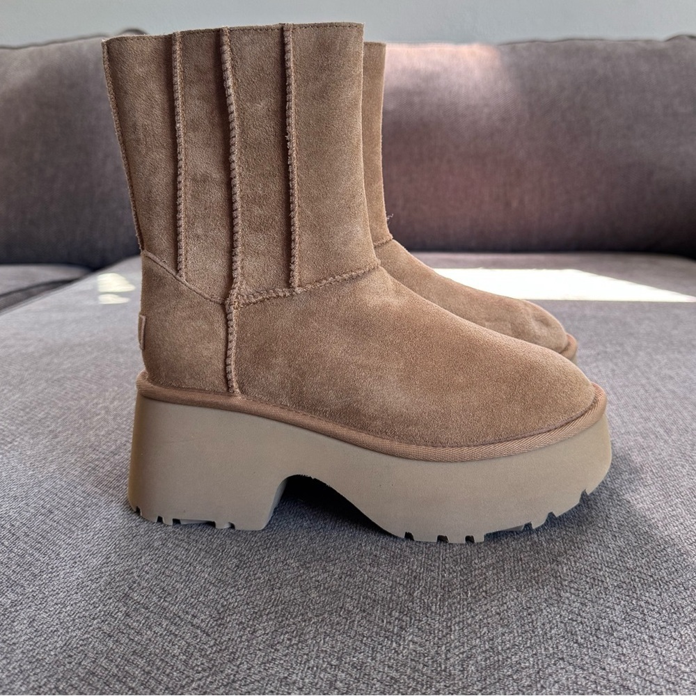 UGG Classic New Heights Suede and Shearling Heeled Ankle Boot - Picture 5 of 9